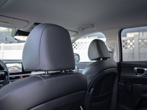 New 2026 Kia Sorento S image 35