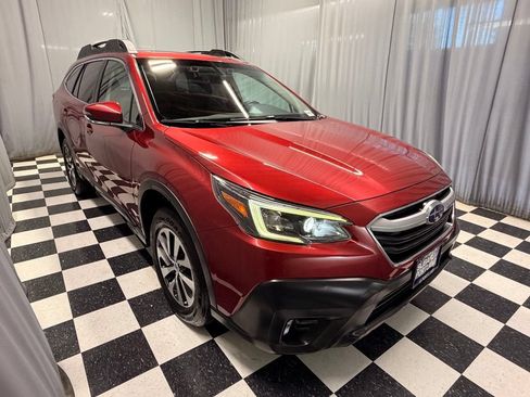 Used 2020 Subaru Outback Premium AWD/4WD image 3