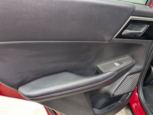 Used 2025 Mitsubishi Outlander SE image 24