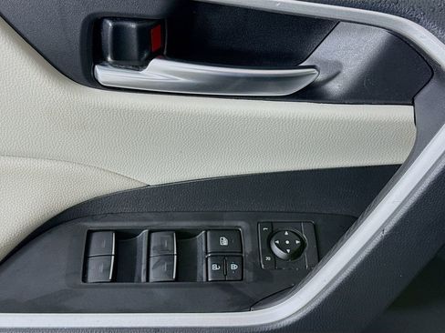 Certified 2025 Toyota RAV4 XLE w/ Convenience Package AWD/4WD image 25