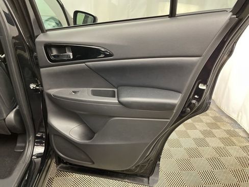 Used 2024 Mitsubishi Eclipse Cross SE image 32