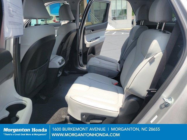 Used 2024 Hyundai Palisade SEL AWD/4WD image 13