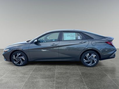 New 2025 Hyundai Elantra Sport
