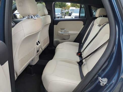 Used 2022 Mercedes-Benz GLA 250 4MATIC image 22