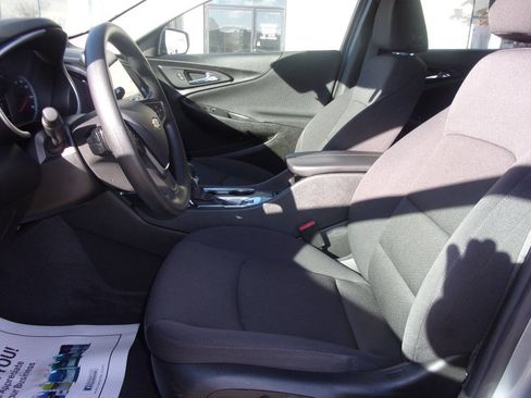 Used 2023 Chevrolet Malibu LT image 10