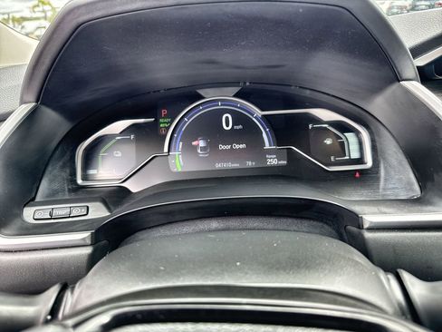 Certified 2021 Honda Clarity Plug-In Hybrid image 23