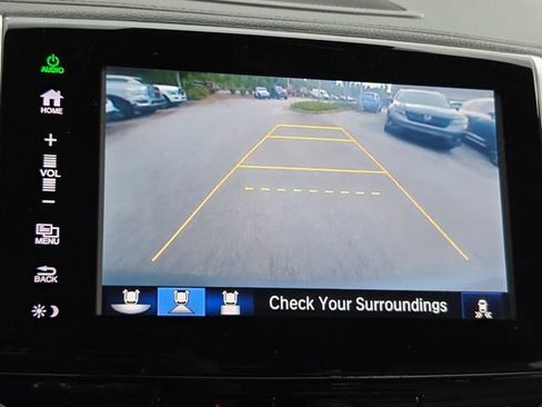 Used 2016 Honda Pilot Elite image 17