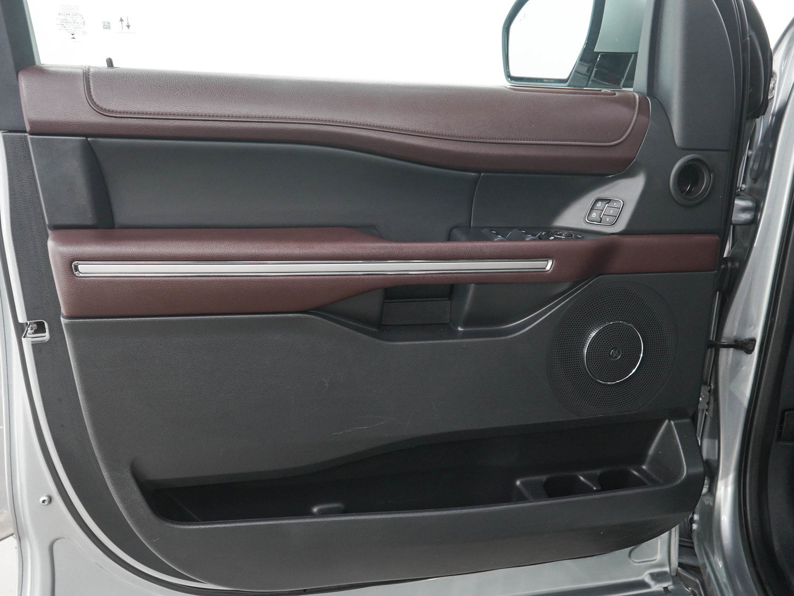 Used 2023 Ford Expedition Max Limited AWD/4WD image 23