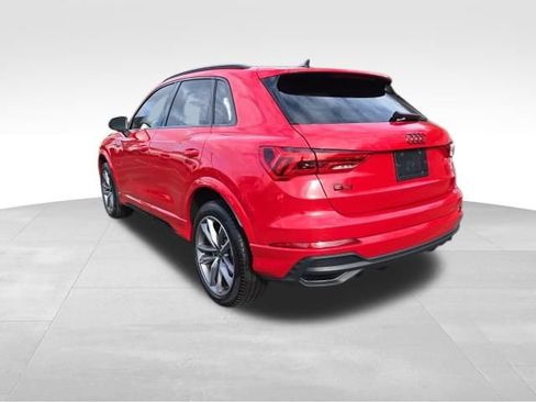 Used 2024 Audi Q3 2.0T Premium Plus w/ Premium Plus Package image 8