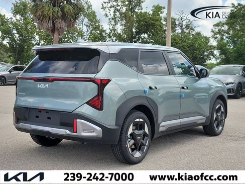 New 2027 Kia Seltos S FWD image 6