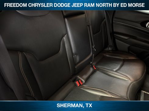 Used 2022 Jeep Compass Limited AWD/4WD image 10