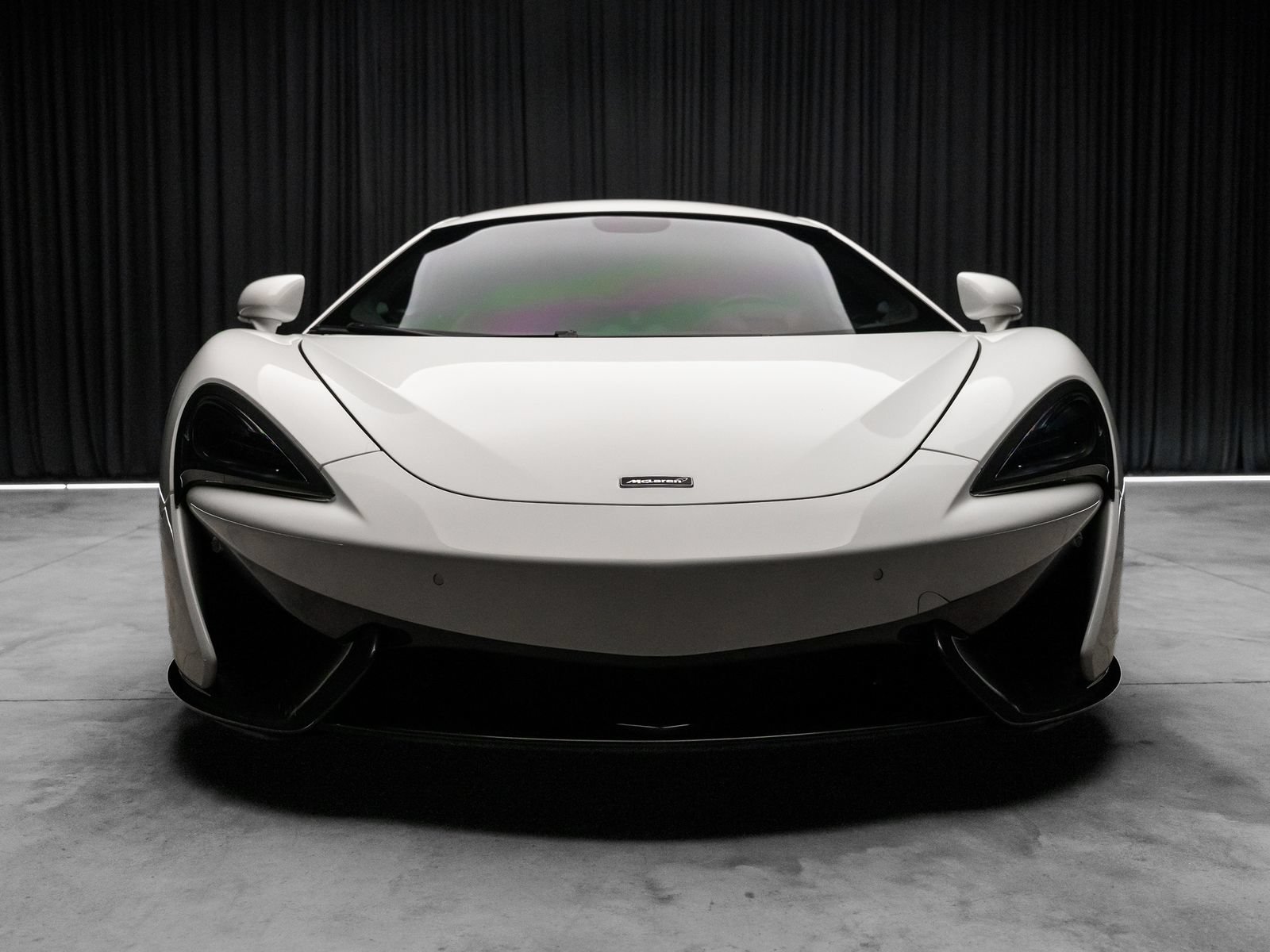 Used 2016 McLaren 570S Coupe RWD image 22