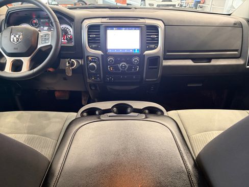 Used 2022 RAM 1500 Classic SLT w/ Electronics Group AWD/4WD image 17