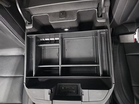 Used 2021 Chevrolet Silverado 3500 High Country w/ Technology Package image 28