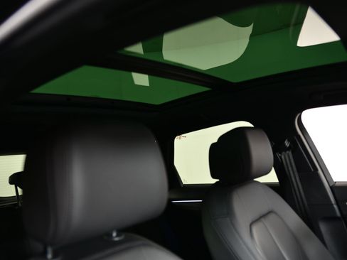 Used 2023 Audi Q3 2.0T Premium Plus w/ Premium Plus Package image 12