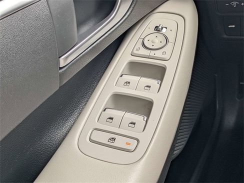 Used 2023 Hyundai Sonata SE image 21