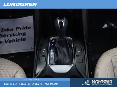 Used 2017 Hyundai Santa Fe Sport image 24