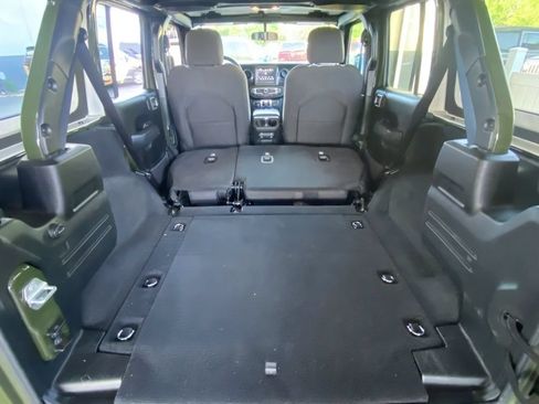 Used 2023 Jeep Wrangler Unlimited Sport AWD/4WD image 26