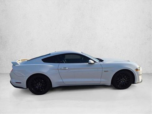 Used 2019 Ford Mustang GT Premium w/ GT Performance Package RWD image 4