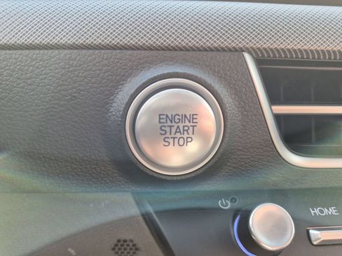 Used 2025 Hyundai Sonata SEL FWD image 27
