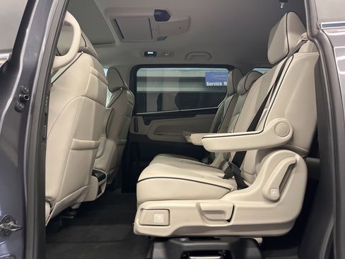 Used 2025 Honda Odyssey Touring image 37
