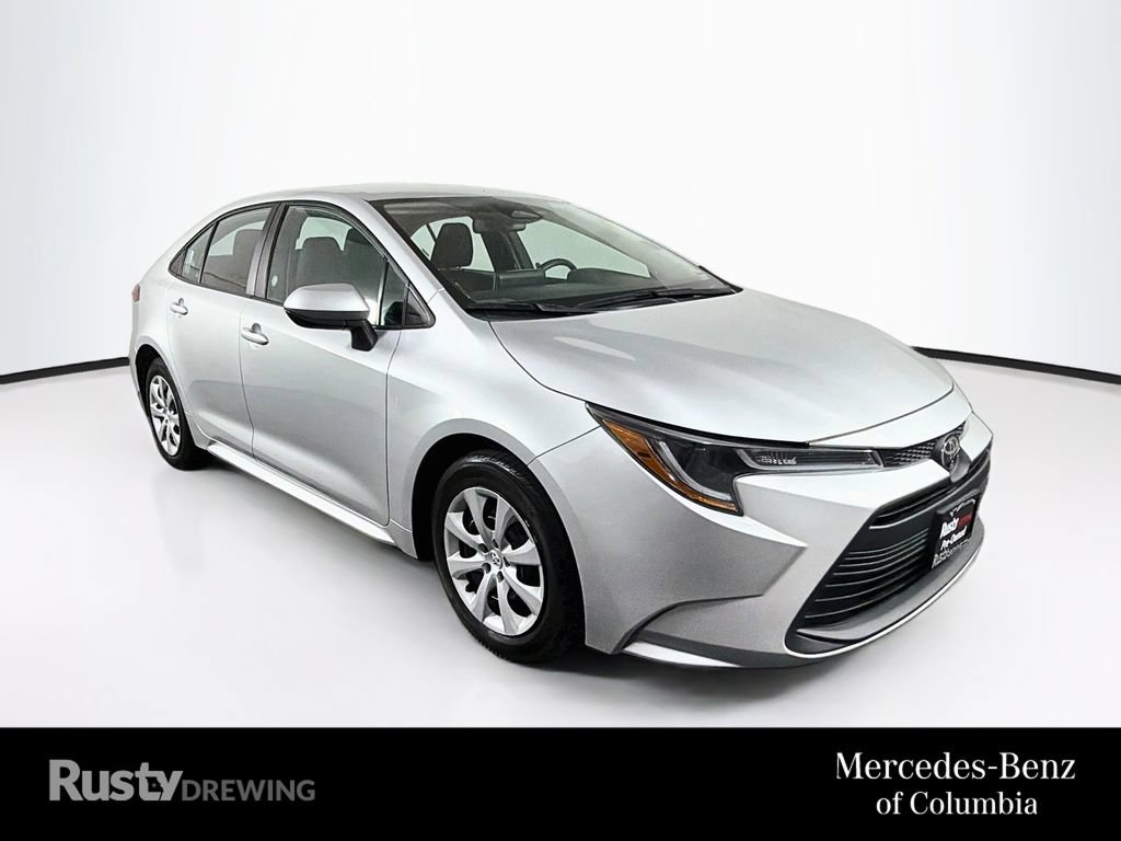 Used 2024 Toyota Corolla LE FWD image 1