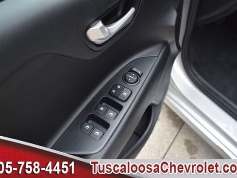 Used 2018 Kia Rio S FWD image 17