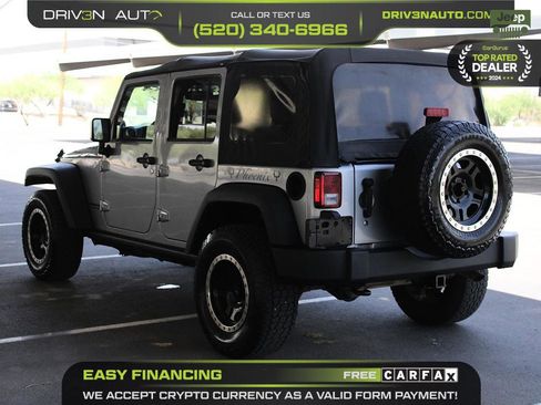 Used 2014 Jeep Wrangler Unlimited Rubicon w/ Connectivity Group AWD/4WD image 5