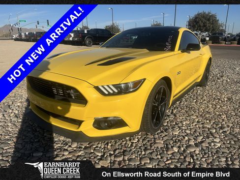 Used 2017 Ford Mustang GT Premium RWD image 1