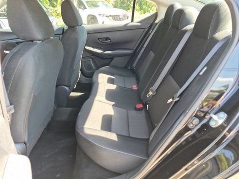 Used 2025 Nissan Sentra SV FWD image 23