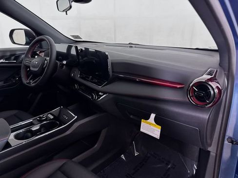 New 2026 Chevrolet Equinox RS w/ Convenience Package III FWD image 29