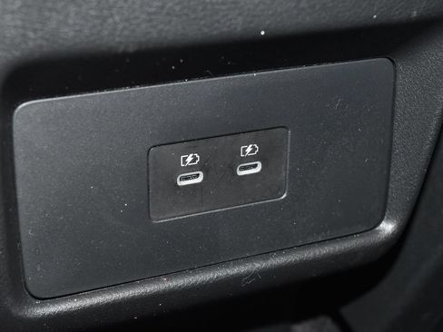 Certified 2026 Nissan Rogue SV AWD/4WD image 19