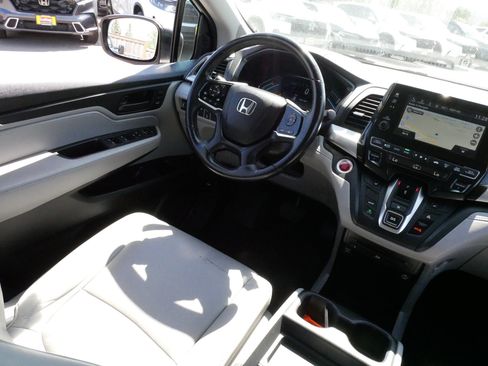 Used 2019 Honda Odyssey EX-L image 9