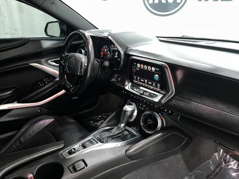 Used 2018 Chevrolet Camaro SS w/ Redline Edition RWD image 17