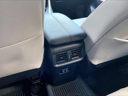 Certified 2020 Toyota RAV4 XLE Premium FWD image 13