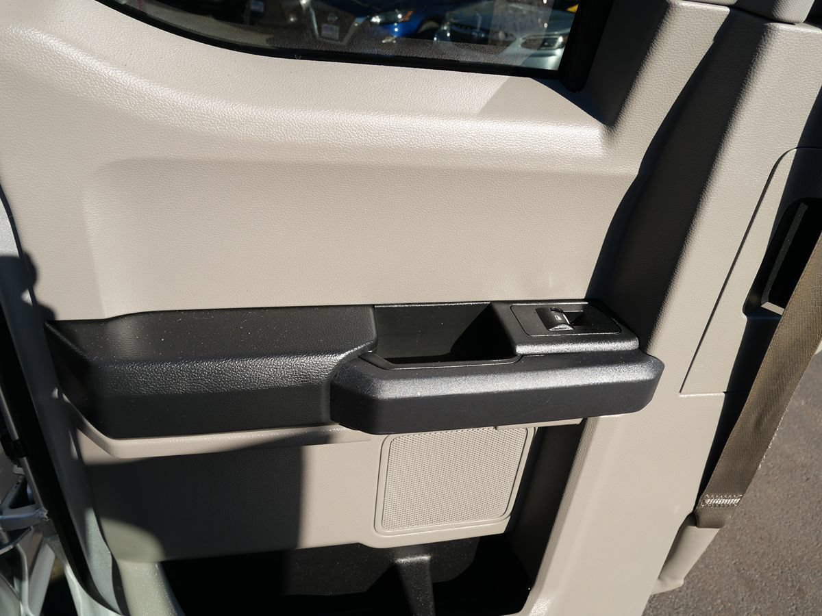 Used 2016 Ford F150 XL w/ Equipment Group 101A Mid AWD/4WD image 25