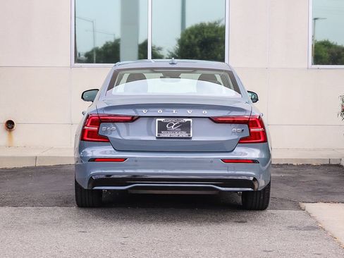 Used 2024 Volvo S60 B5 Plus AWD/4WD image 7