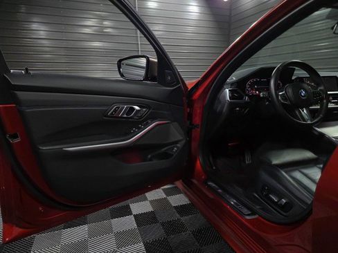 Used 2020 BMW M340i xDrive M340i xDrive AWD Sedan w/ Executive Package image 33