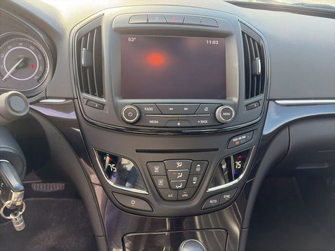 Used 2016 Buick Regal image 5