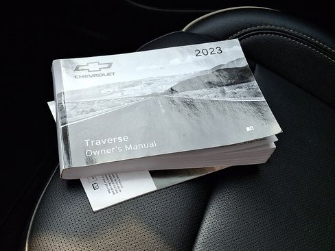 Certified 2023 Chevrolet Traverse Premier FWD image 31