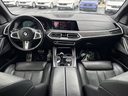 Used 2022 BMW X7 xDrive40i w/ M Sport Package AWD/4WD image 20