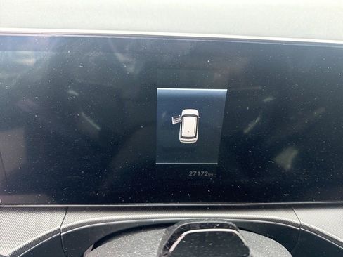 Used 2025 Hyundai Santa Fe SEL FWD image 4