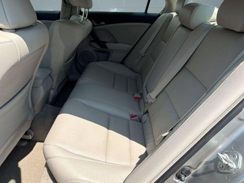 Used 2010 Acura TSX V6 Sedan FWD image 23