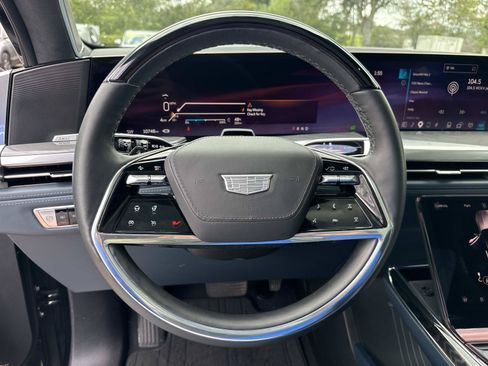 Used 2025 Cadillac Escalade IQ Luxury 2 w/ LPO, Premium Carpet Package AWD/4WD image 15