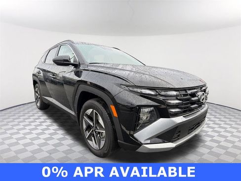 Certified 2025 Hyundai Tucson SEL image 3