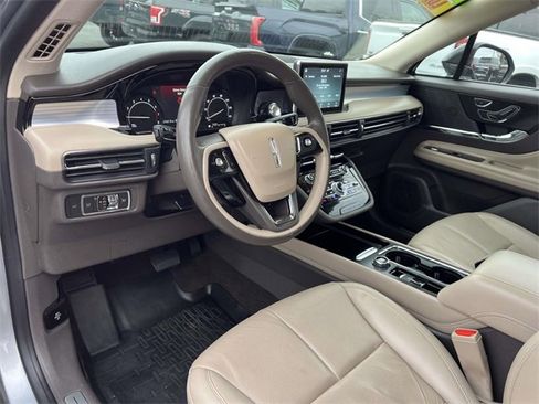 Certified 2022 Lincoln Corsair AWD w/ Premium Package image 12