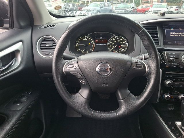 Used 2018 Nissan Pathfinder SV FWD image 19