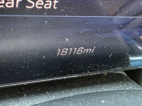 Used 2024 Chevrolet Equinox EV LT FWD image 9