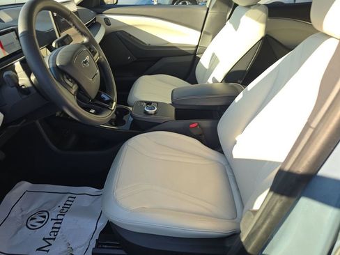 Used 2024 Ford Mustang Mach-E Premium image 7