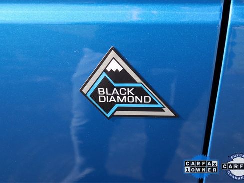 Used 2024 Ford Bronco Black Diamond image 6